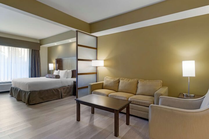 Room 19 of 23