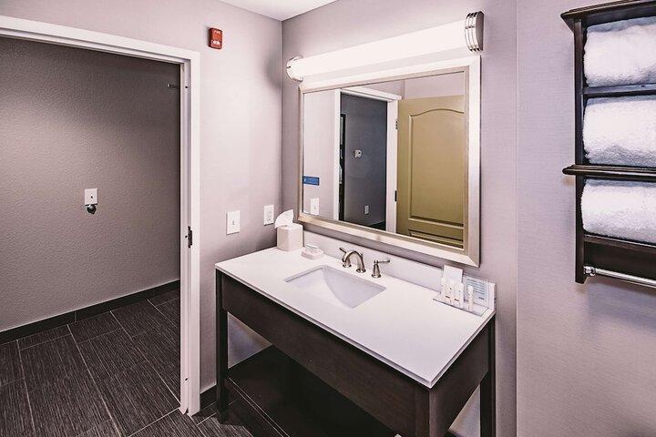 Room 28 of 55
