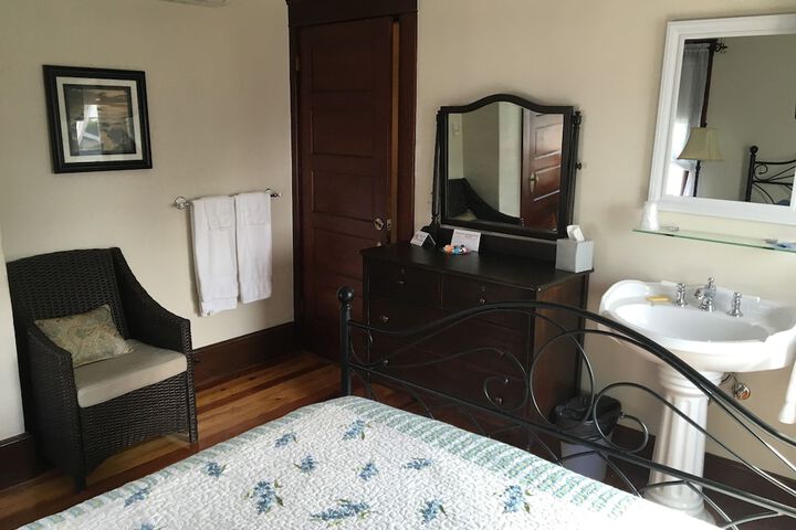 Room 20 of 40