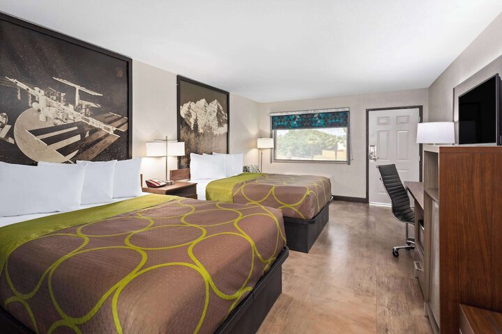 Room 29 of 60