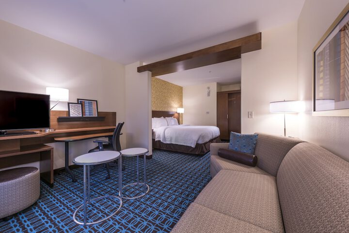 Room 20 of 34