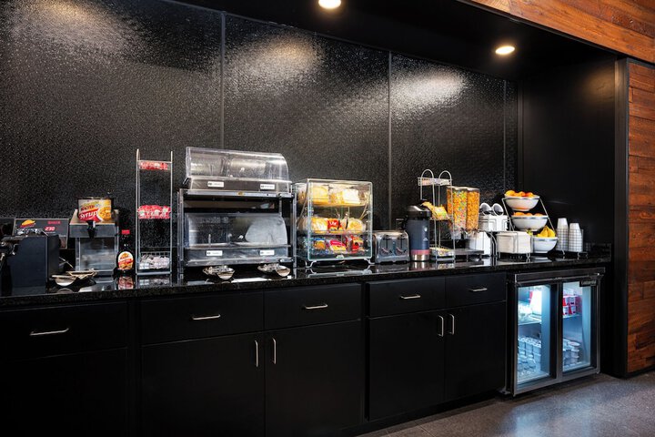 Cobblestone Hotel & Suites - Lynden