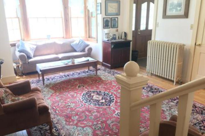 Hawk Mountain Lodge