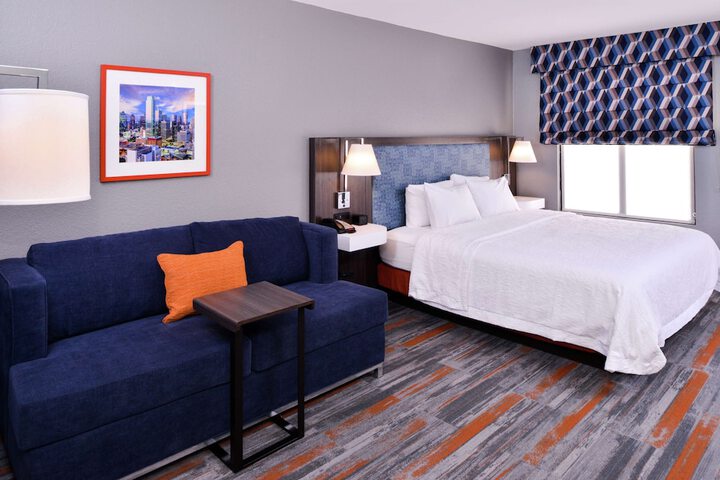 Room 47 of 62