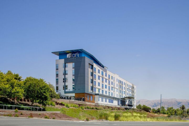 Hotel 5 of 59