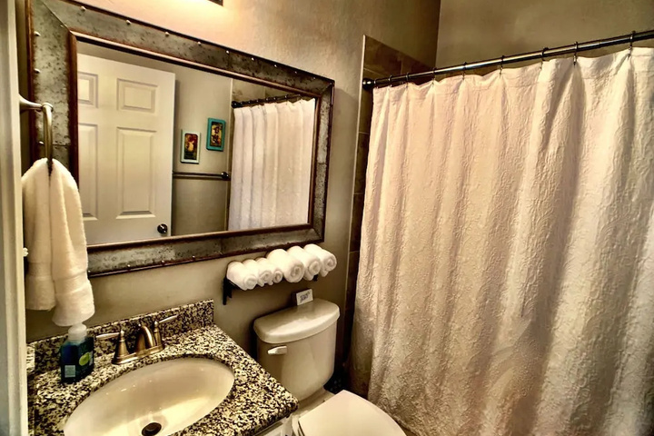 A Silver Lining 4 Br Home