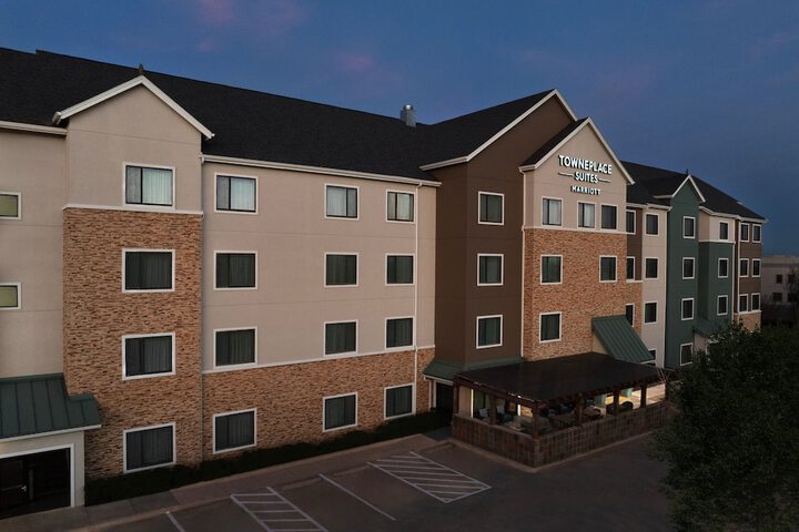 Hotel 2 of 40