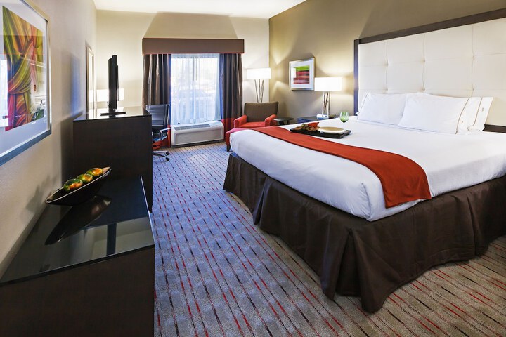 Room 16 of 30