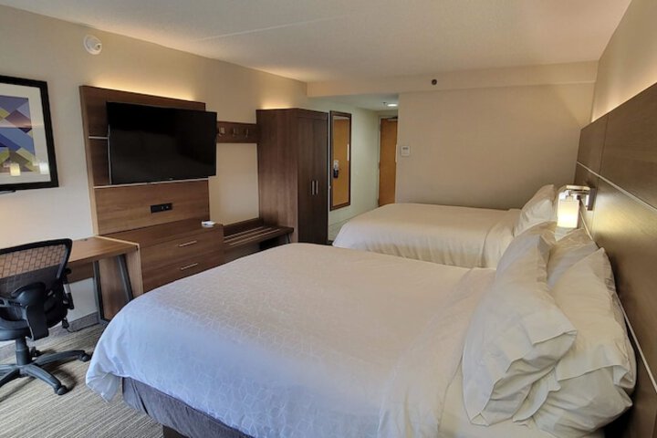 Holiday Inn Express Edgewood-Aberdeen-Bel Air by IHG