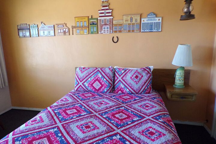 Room 49 of 90