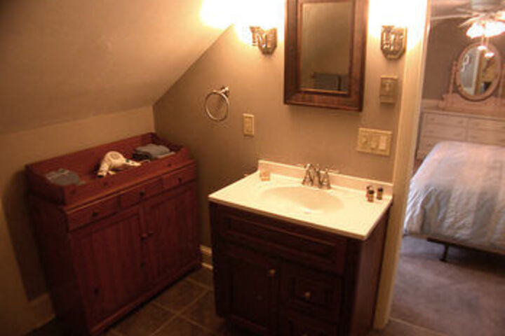 Mountaintop Lodge at Lake Naomi