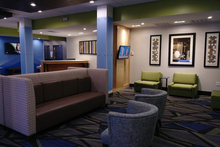 Hotel Interior 17 of 40