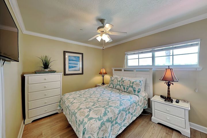 Barefoot Beach Resort B-201 by Distinctive Beach Rentals