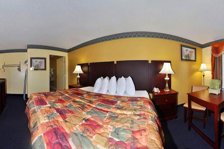 Room 19 of 29