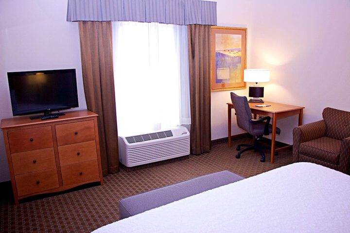Room 40 of 67