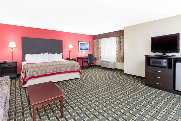 Room 5 of 26