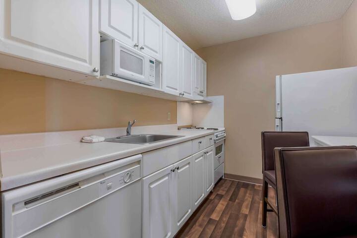 Extended Stay America Select Suites Dallas Farmers Branch