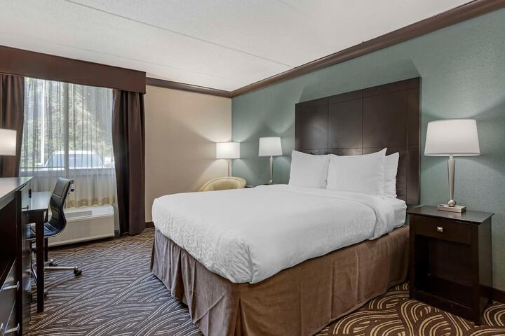 Kingston Regency Inn