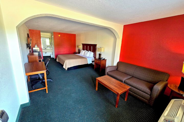 Room 27 of 30