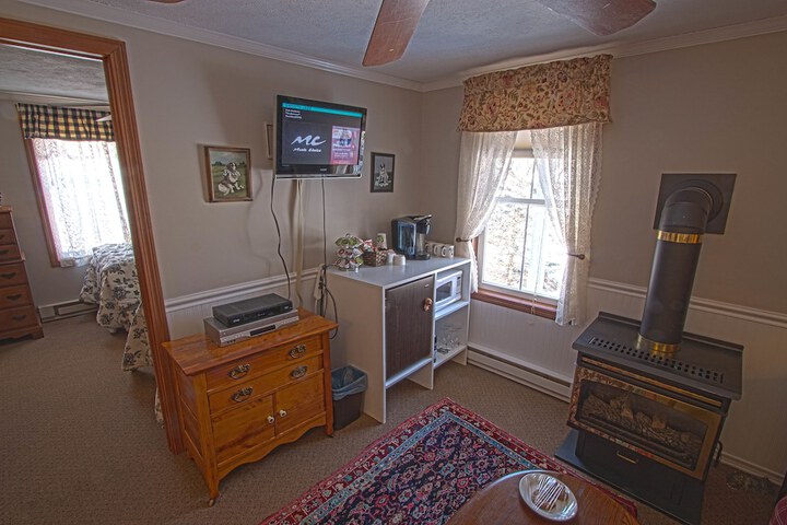Room 110 of 200