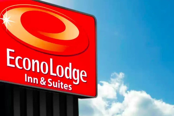 Econo Lodge Inn & Suites Yankton