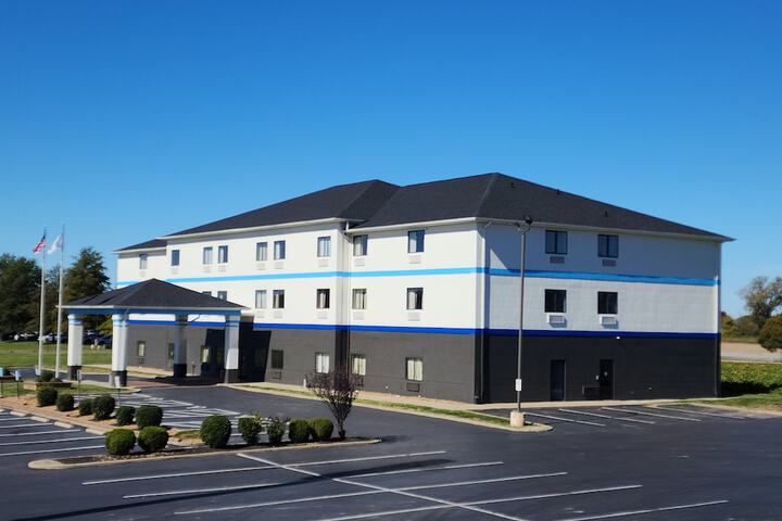 Days Inn by Wyndham Collinsville / St. Louis
