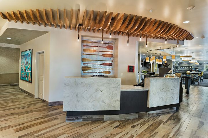 Oxford Suites Bellingham