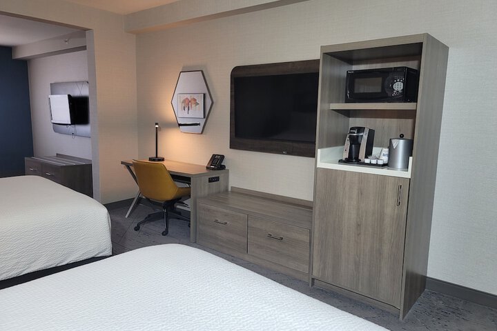 Room 17 of 54
