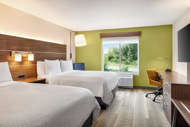 Holiday Inn Express & Suites Hagerstown by IHG