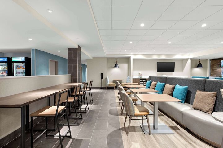 Home2 Suites by Hilton Owatonna