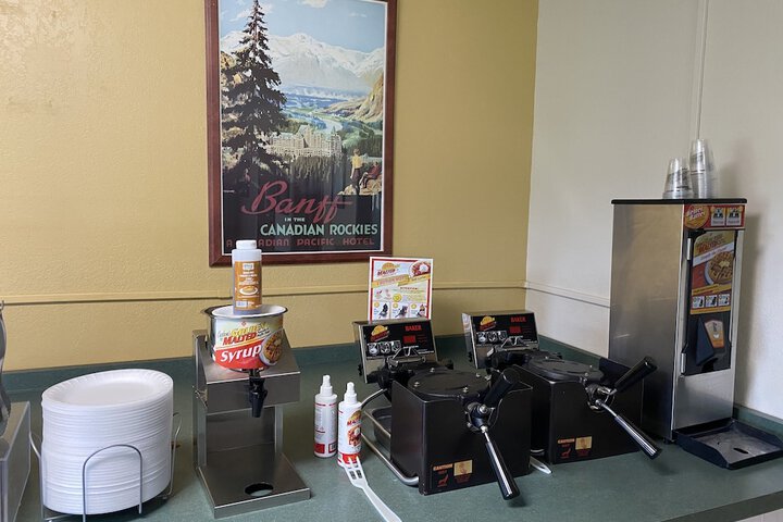 Breakfast/Coffee Service 12 of 14