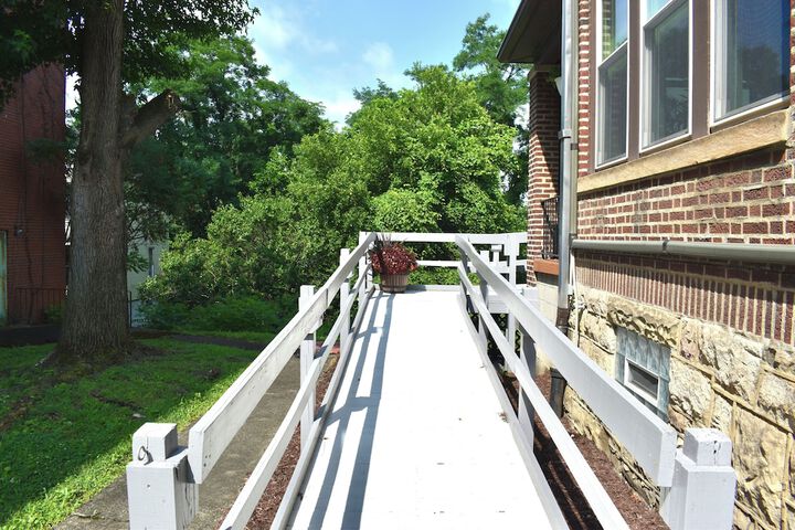 Chateau Connellsville