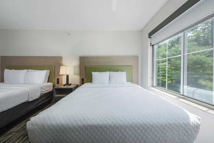 Country Inn & Suites by Radisson Lake George (Queensbury), NY