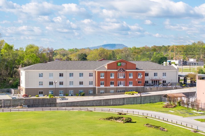 Hotel 4 of 90