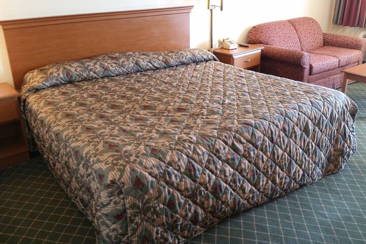 Economy Inn