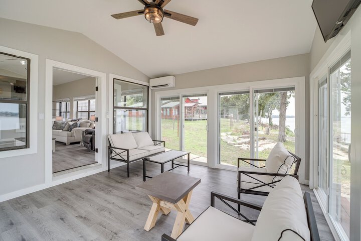 Waterfront Grove Retreat w / Dock: cedar Ridge'