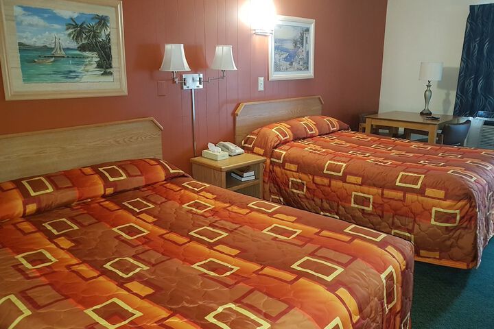 Town House Motel Inc