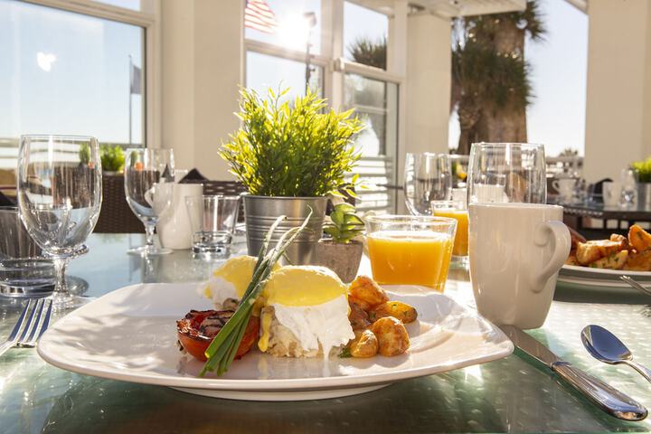 Breakfast/Coffee Service 113 of 134