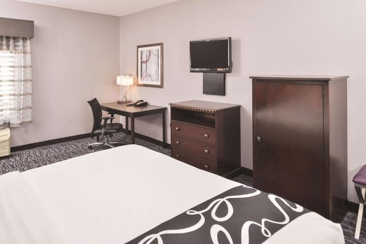 Room 18 of 36