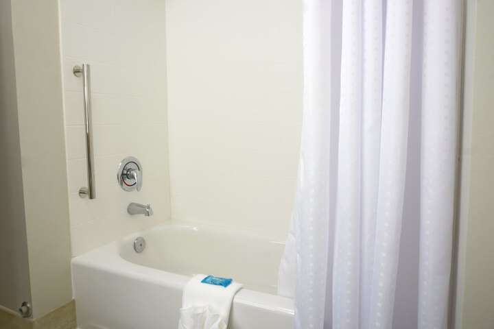 Room 20 of 36