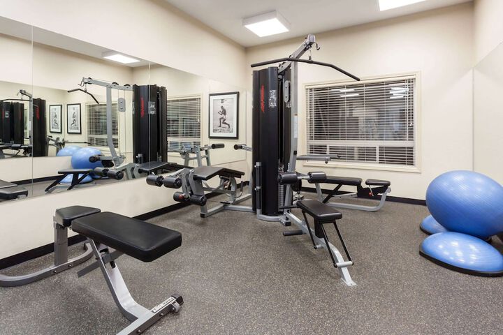 Ramada by Wyndham Weyburn