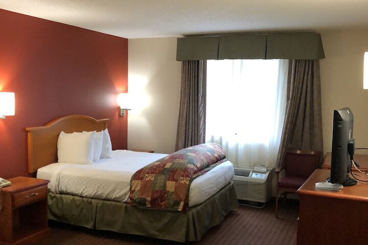 Millennium Inn
