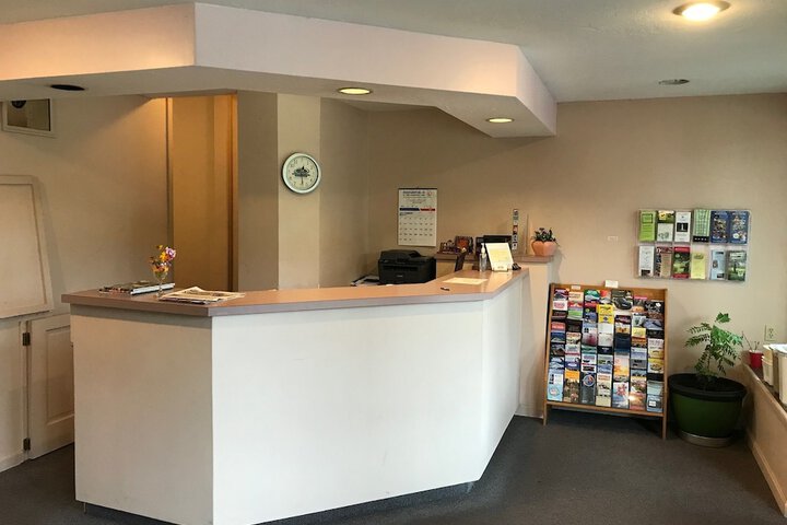Economy Lodge