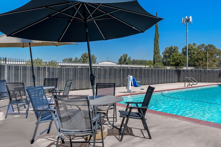Studio 6 Suites Madera California - Yosemite