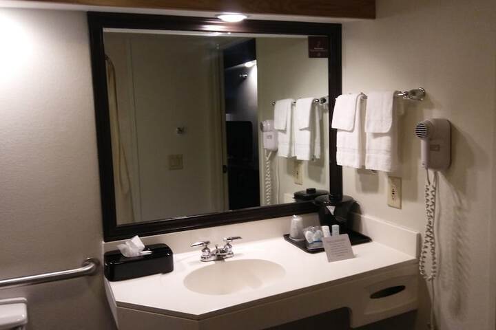 Room 14 of 21