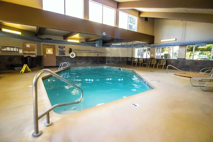 Pool 13 of 54
