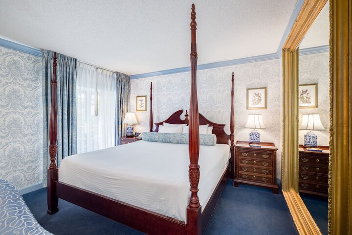 Room 14 of 43