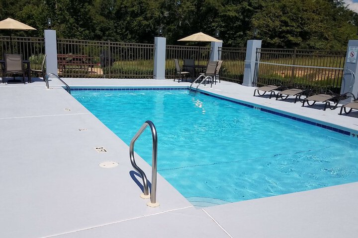 Pool 2 of 19