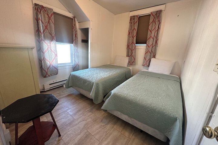 Room 62 of 105