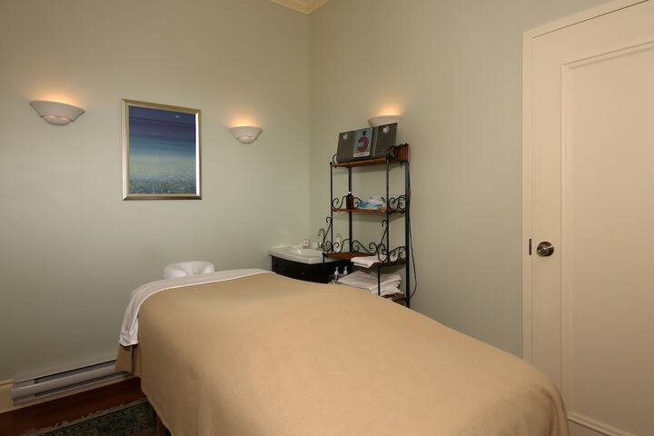 Room 12 of 38